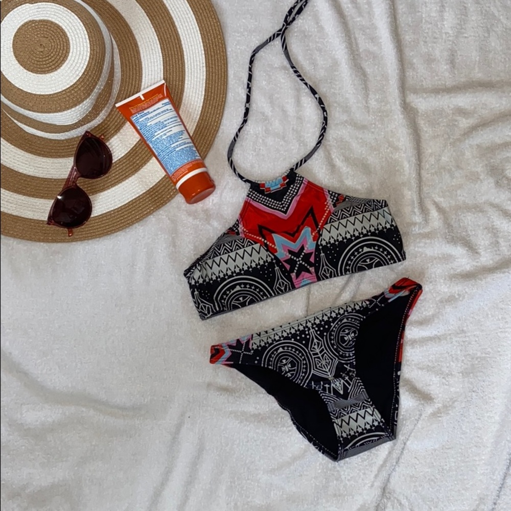 Halter Bikini - Picture 1 of 5